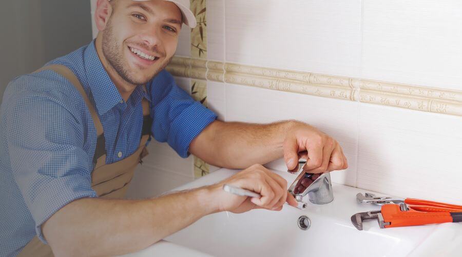 Professional clogged drains services in Herndon, KY